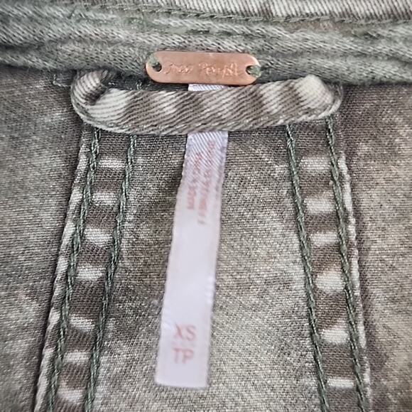 Free People Collapsing Twill Distressed Jacket - Picture 4 of 9